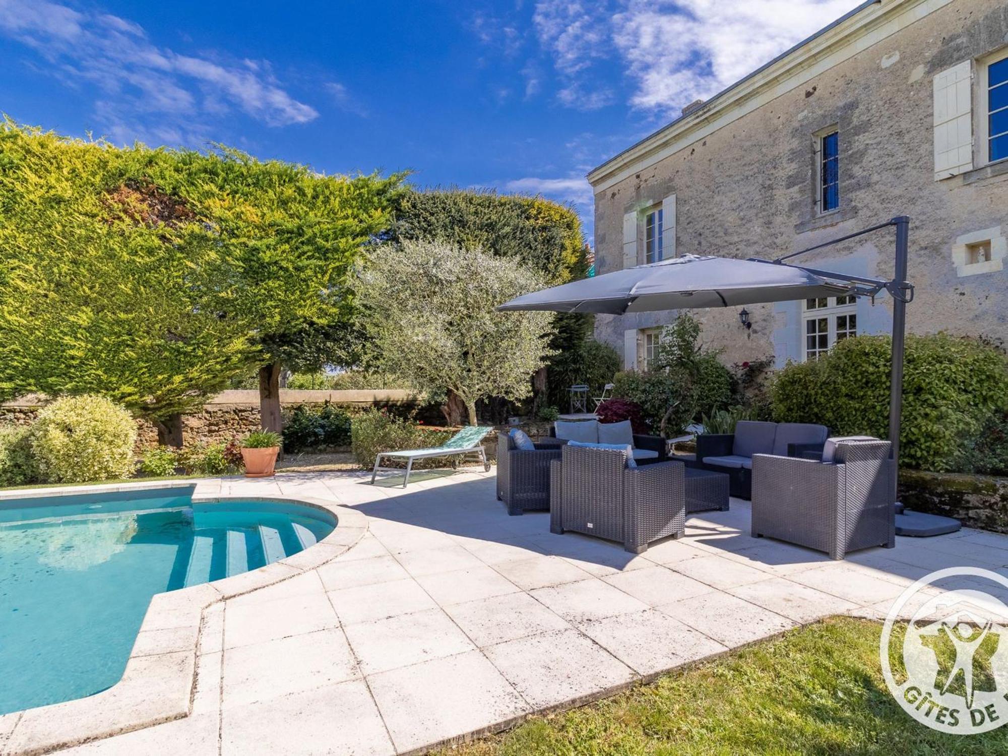 Sejour De Charme Avec Piscine A Saint-Georges-Sur-Layon, Proche De Saumur Et Des Chateaux De La Loire - Fr-1-622-81 Acomodação com café da manhã Doue-en-Anjou Exterior foto